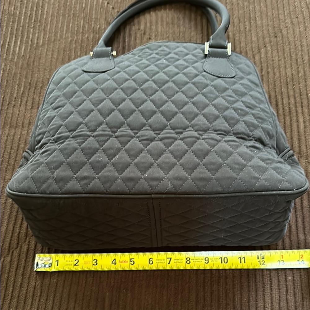 Vera Bradley Quilted Black Handbag Leopard Interior - Picture 5 of 8